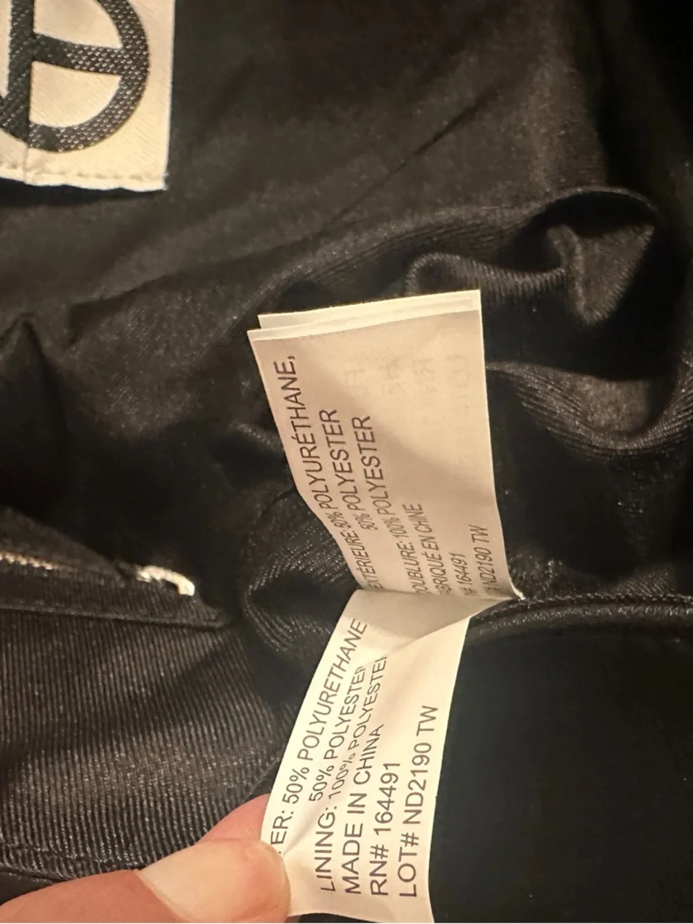 Telfar Large Shopping Bag Black TF-012-BK-L featuring Embossed logo - Picture 4 of 6